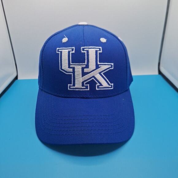 University of Kentucky Wildcats Captivating Headgear Adjustable Hat Cap NCAA - Picture 1 of 7